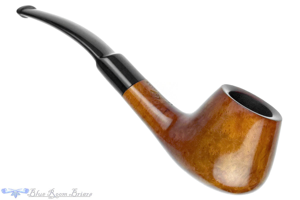 Blue Room Briars is proud to present this BBB London Made 722 Bent Brandy with Oval Shank Estate Pipe