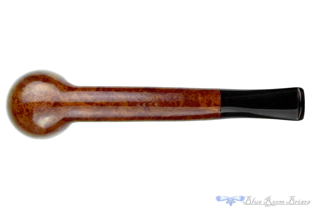 Blue Room Briars is proud to present this Barling Guinea Grain 4575 Canadian Estate Pipe