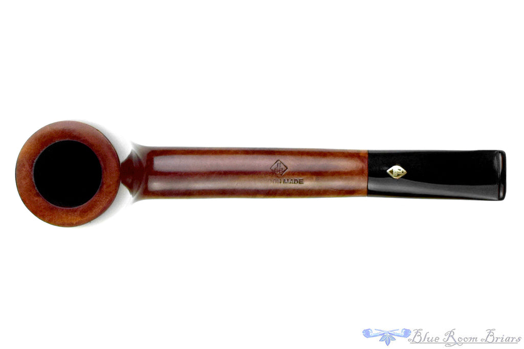 Blue Room Briars is proud to present this BBB London Made Canadian Estate Pipe