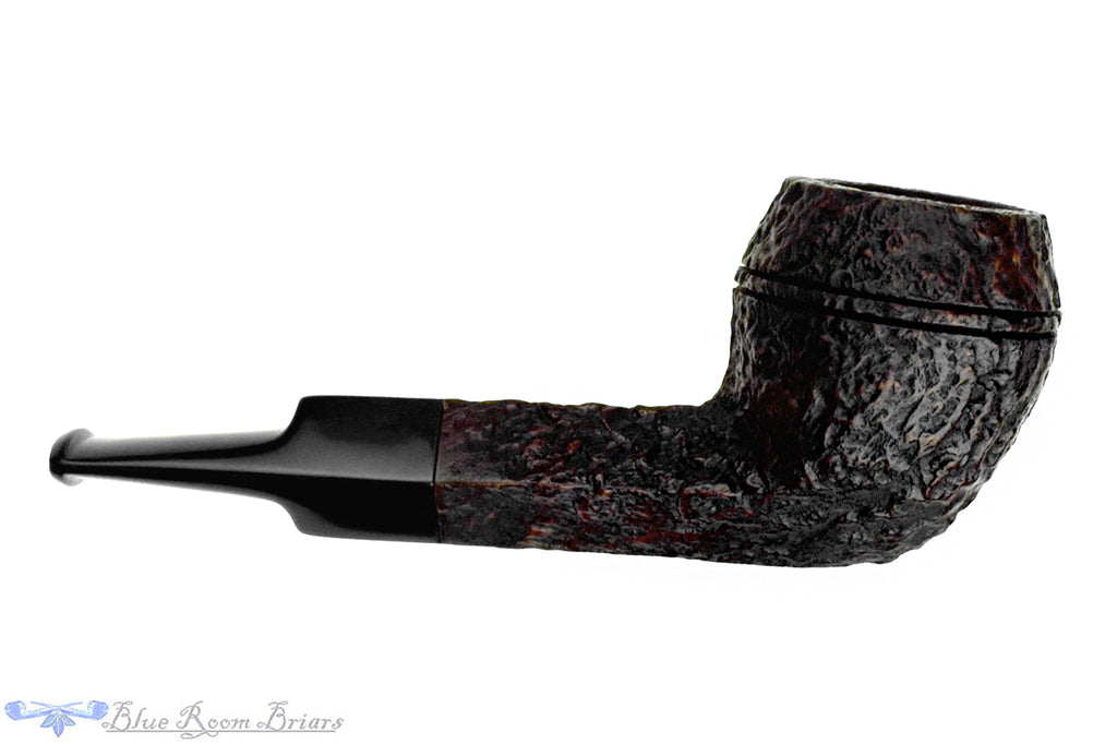 Blue Room Briars s proud to present this BBB Classic 429 Sandblast Bulldog Estate Pipe