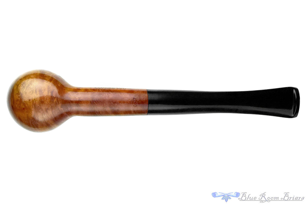 Blue Room Briars is proud to present this BBB Liverpool 675 Billiard Estate Pipe