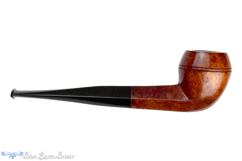Blue Room Briars is proud to present this Orlik De Luxe L147 Bulldog Estate Pipe with Replacement Stem