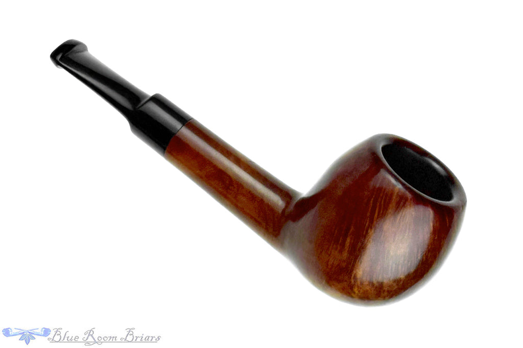 Blue Room Briars is proud to present this Highgate Apple Estate Pipe