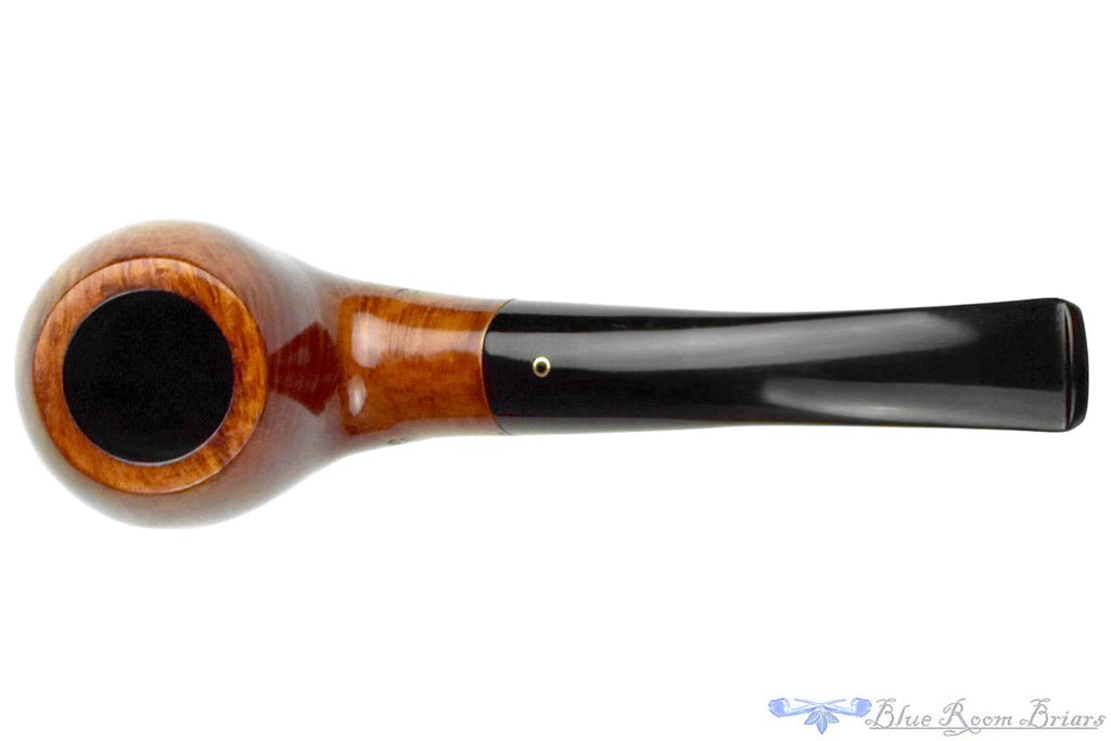 Blue Room Briars is proud to present this Orlik De Luxe L9 Author Estate Pipe