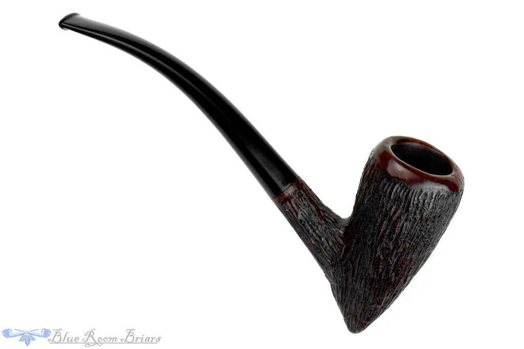 Blue Room Briars is proud to present this New York de luxe Bent Brush Carved Pickaxe Estate Pipe