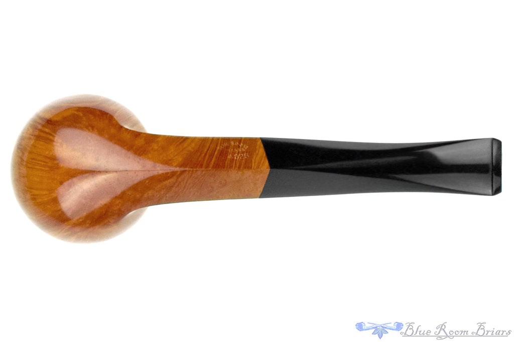 Blue Room Briars is proud to present this Blue Room Briars Pipe 4325 Bent Bulldog