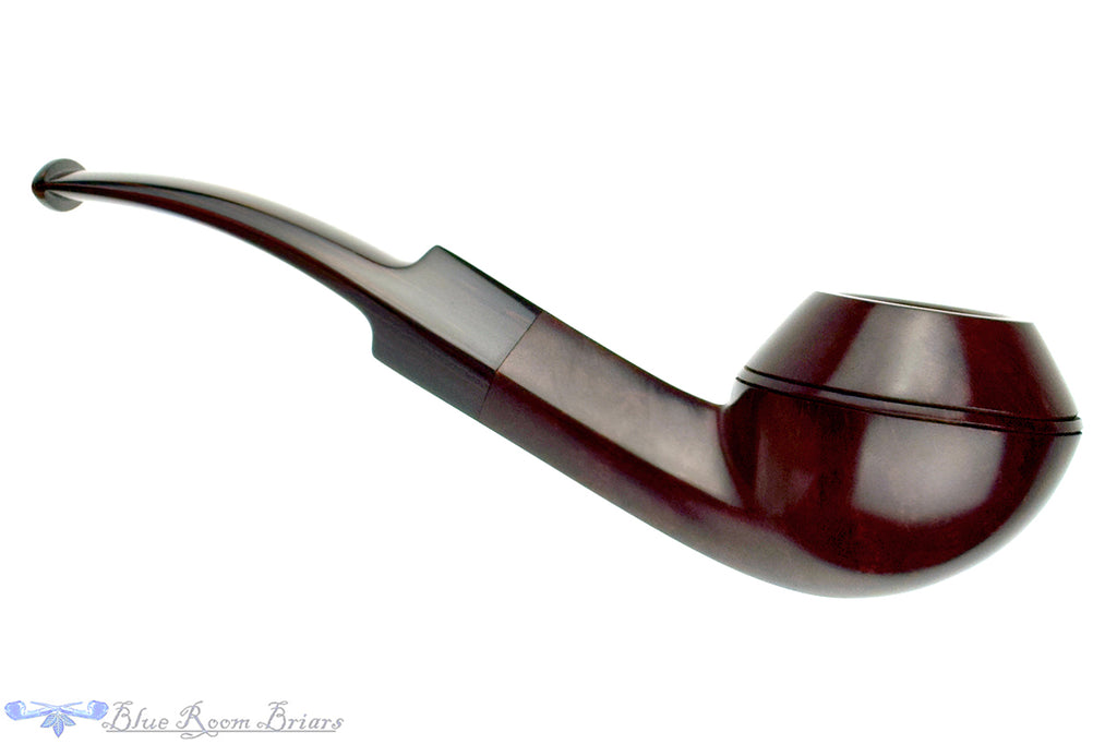 Blue Room Briars is proud to present this Blue Room Briars Pipe 4325 Bent Bulldog with Brindle