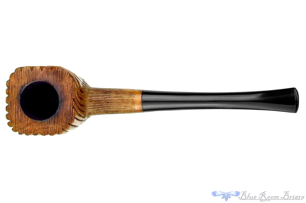 Blue Room Briars is proud to present this GBD Grotesque (Pre-Cadogan) Bent Carved Freehand Sitter Estate Pipe