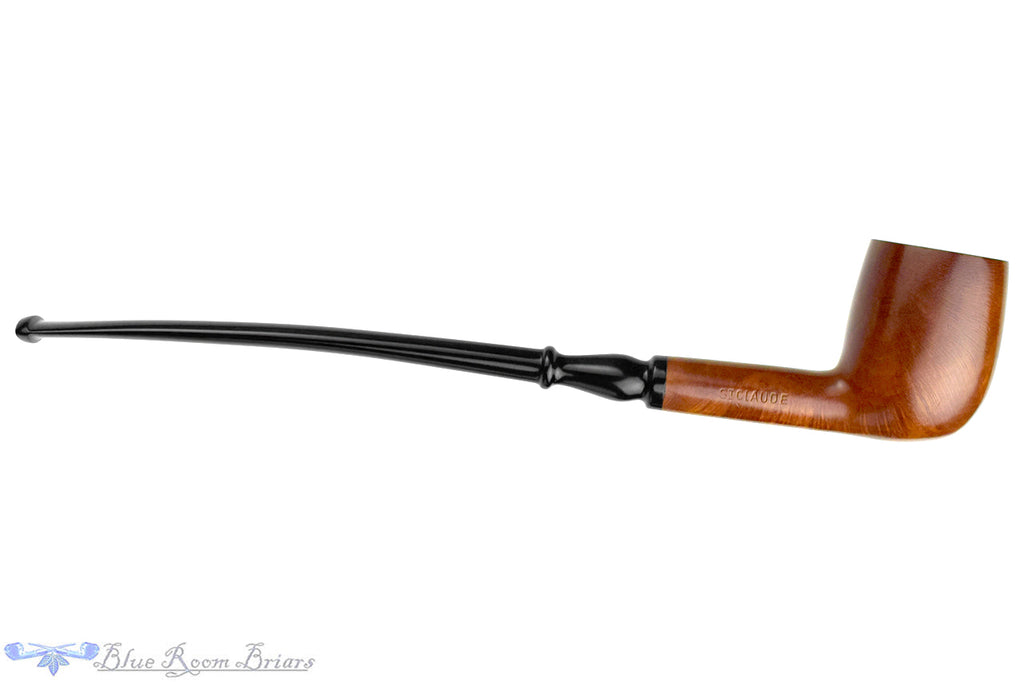 Blue Room Briars is proud to present this GBD Comtesse Demi-Warden Billiard Estate Pipe