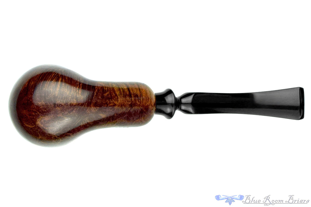 Blue Room Briars is proud to present this GBD Universe 9438 (Pre-Cadogan) Bent Rhodesian Estate Pipe