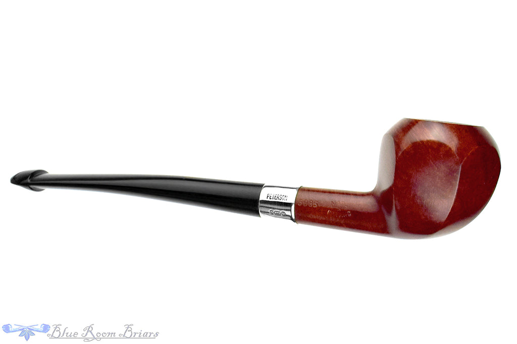 Blue Room Briars is proud to present this Peterson St. Patrick's Day 3085 (2025 Make) Paneled Prince with Silver and P-Lip Estate Pipe