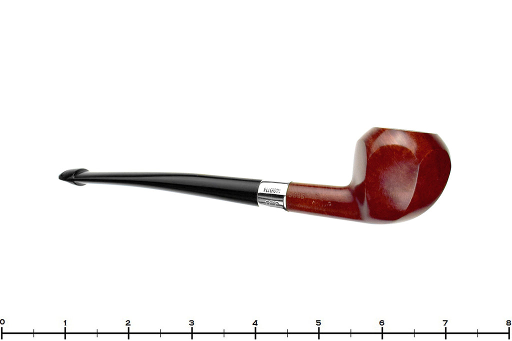 Blue Room Briars is proud to present this Peterson St. Patrick's Day 3085 (2025 Make) Paneled Prince with Silver and P-Lip Estate Pipe