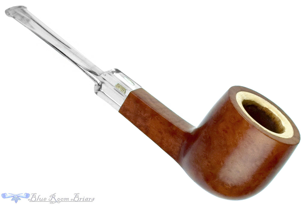 Blue Room Briars is proud to present this GBD Meerschaum Lined (1950s Make) 9488 Pot with Square Shank and Perspex Estate Pipe