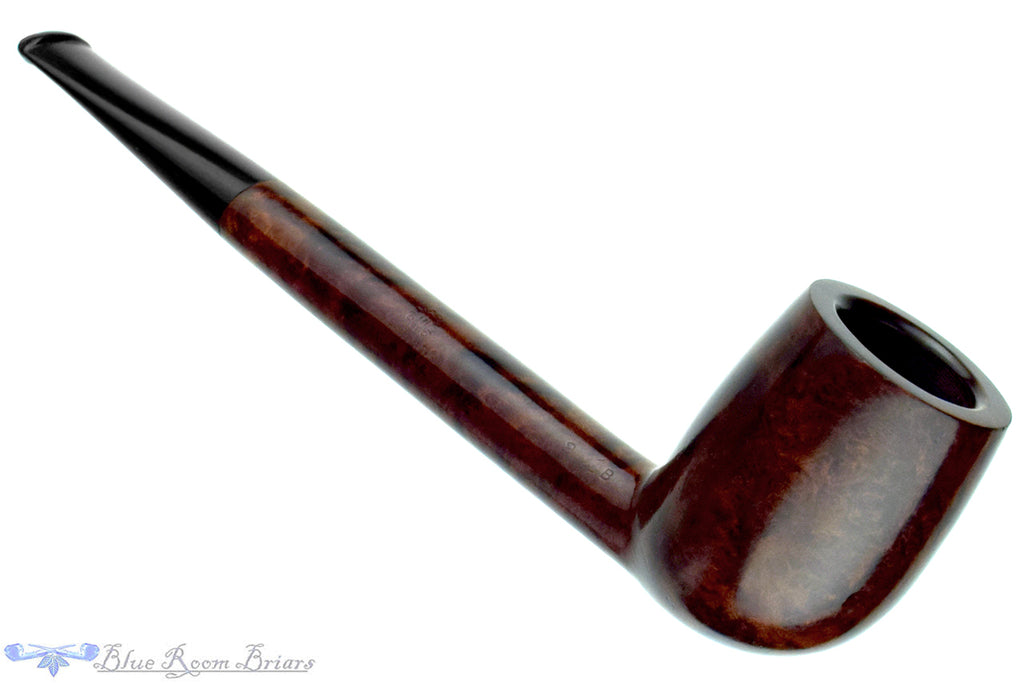 Blue Room Briars is proud to present this Comoy's Grand Slam Canadian (Metal Filter) Sitter Estate Pipe