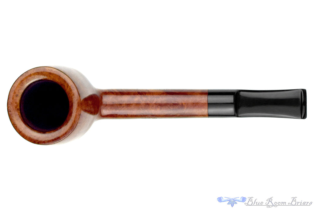 Blue Room Briars is proud to present this GBD Century 9493 Pot Sitter Estate Pipe
