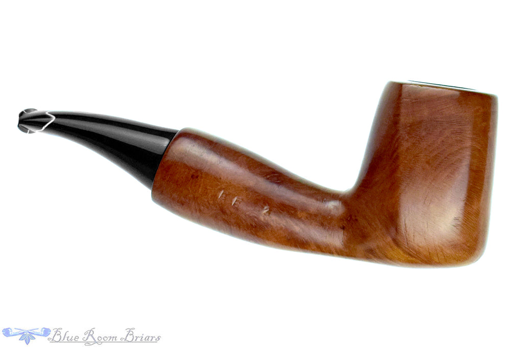 Blue Room Briar is proud to present this EE 2 Bent Cat's Eye Freehand Estate Pipe