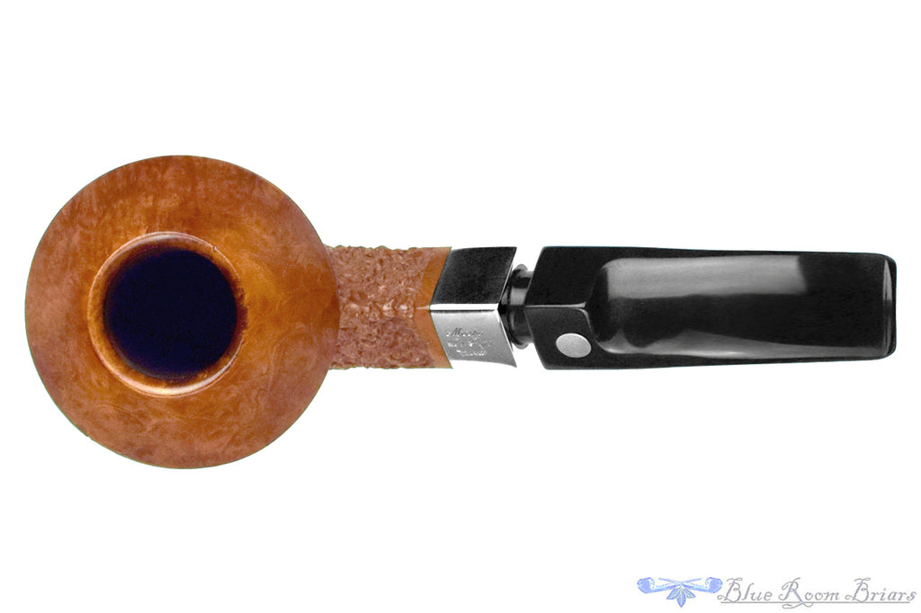 Blue Room Briar is proud to present this Mastra de Paja Ciocco Pesaro Gigante Bent Carved Bulldog with Silver Estate Pipe