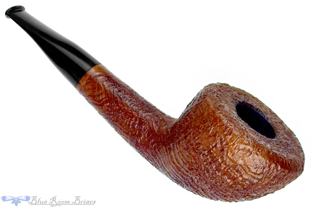 Blue Room Briar is proud to present this RC Sands Sandblast Yachtsman Estate Pipe