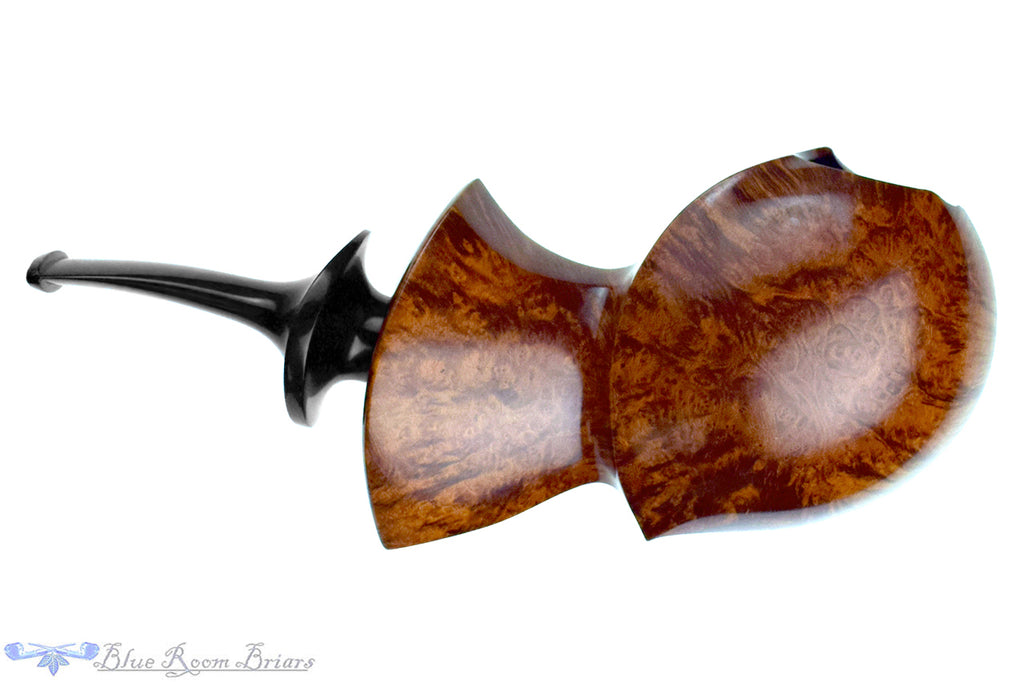 Blue Room Briars is proud to present this C. Kent Joyce Blowfish Estate Pipe