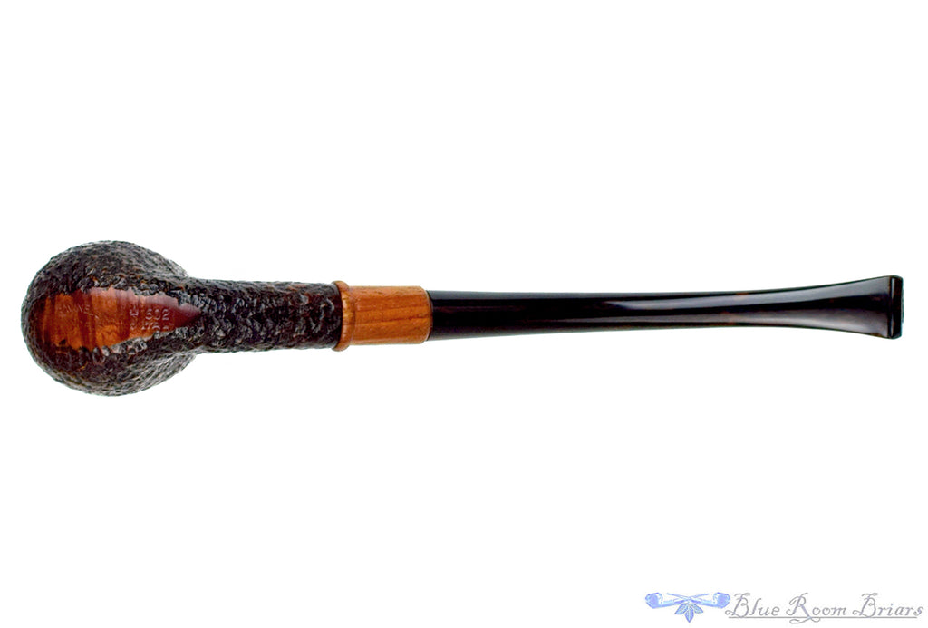 Blue Room Briar is Proud to present this Savinelli Qandale 602 Bent Rusticated Demi-Warden (6mm Filter) with Maple Estate Pipe