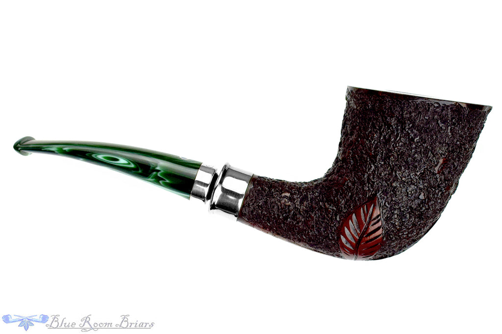 Blue Room Briar is proud to present this Ardor Tabacco (2020 Make) Carved Horn and Leaf with Silver Estate Pipe