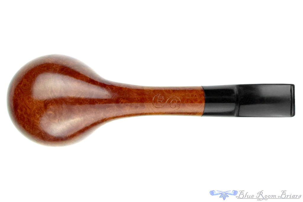 Blue Room Briars is proud to present this RC Sands Pipe Bent Egg