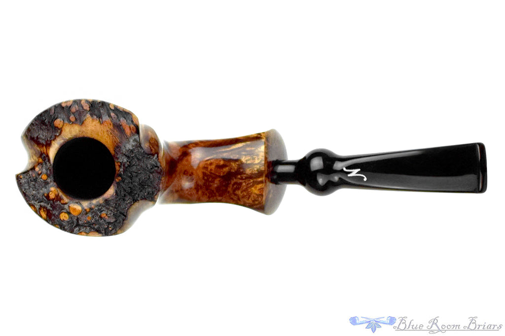Blue Room Briars is proud to present this Nørding 3 Large Bent Freehand with Plateau Estate Pipe