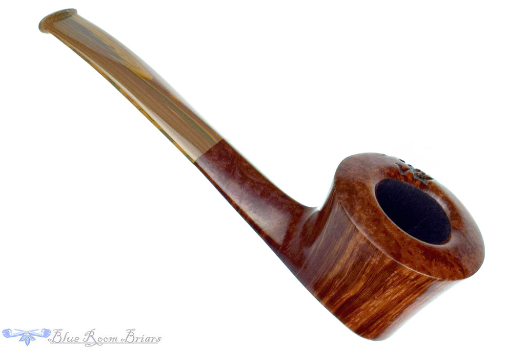 Blue Room Briars is proud to present this Nate King Pipe 1062 Straight Grain Bulldog with Brindle and Plateau
