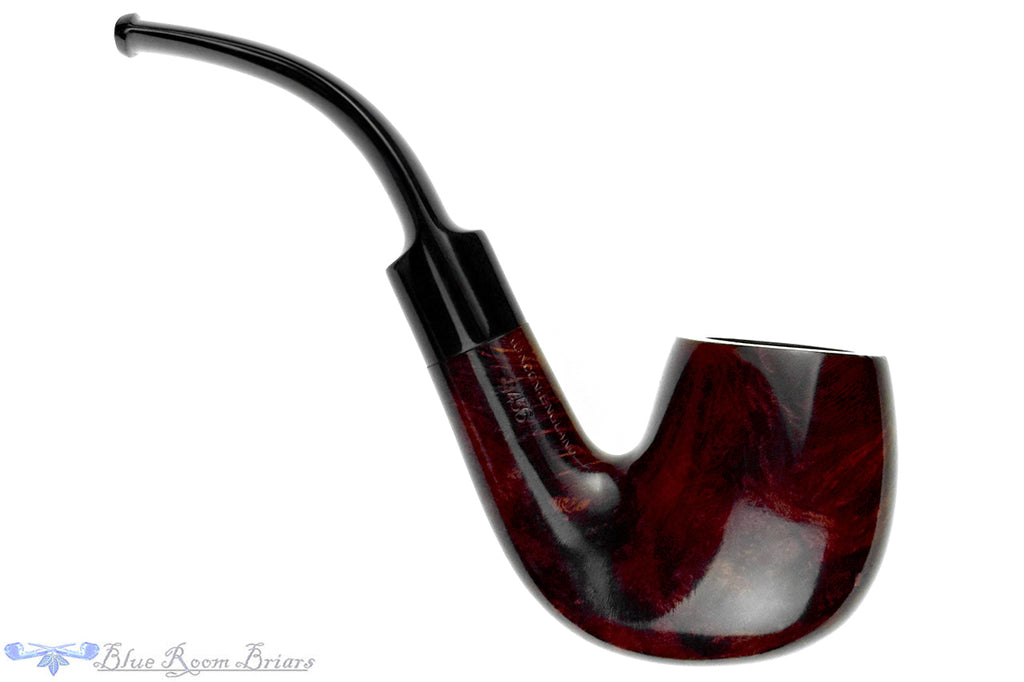 Blue Room Briars is proud to present this GBD Cornwall 9456 (Post-Cadogan) Bent Billiard Estate Pipe