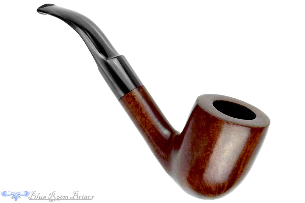 Blue Room Briars is proud to present this J.M. Boswell (1999 Make) Bent Billiard UNSMOKED Estate Pipe