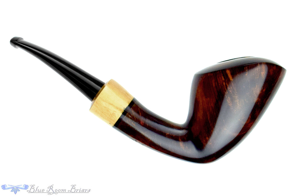 Blue Room Briars is proud to present this Erik Nielsen Pipe Grade C Danish Dublin with Boxwood