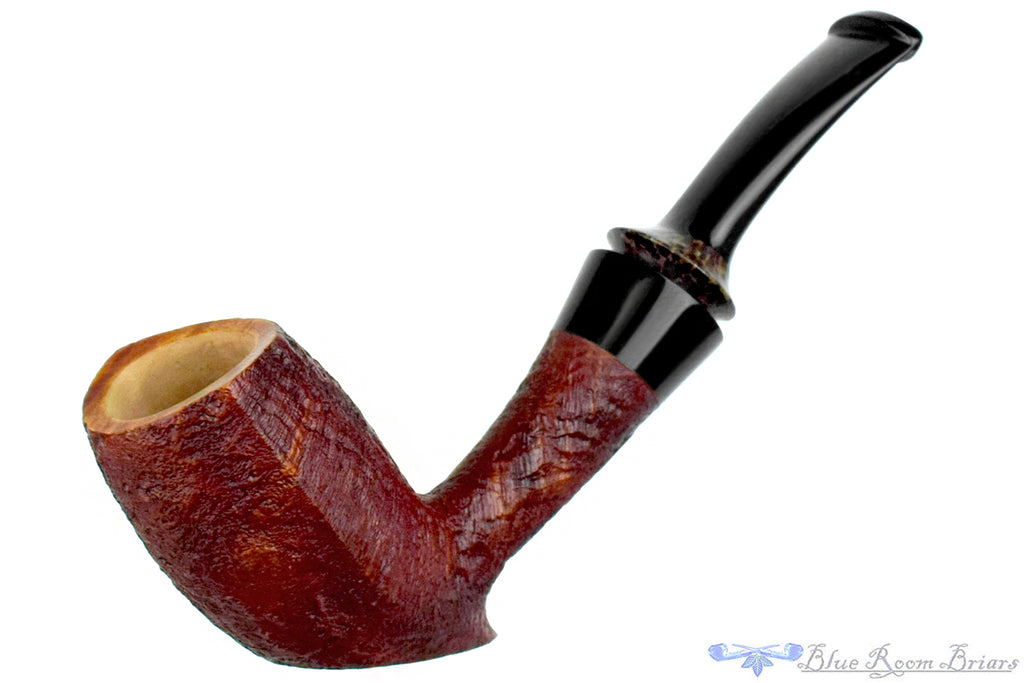 Blue Room Briars is proud to present this Doug Finlay Pipe 2533 Bent Sandblast Elephant's Foot Sitter with Black Palm