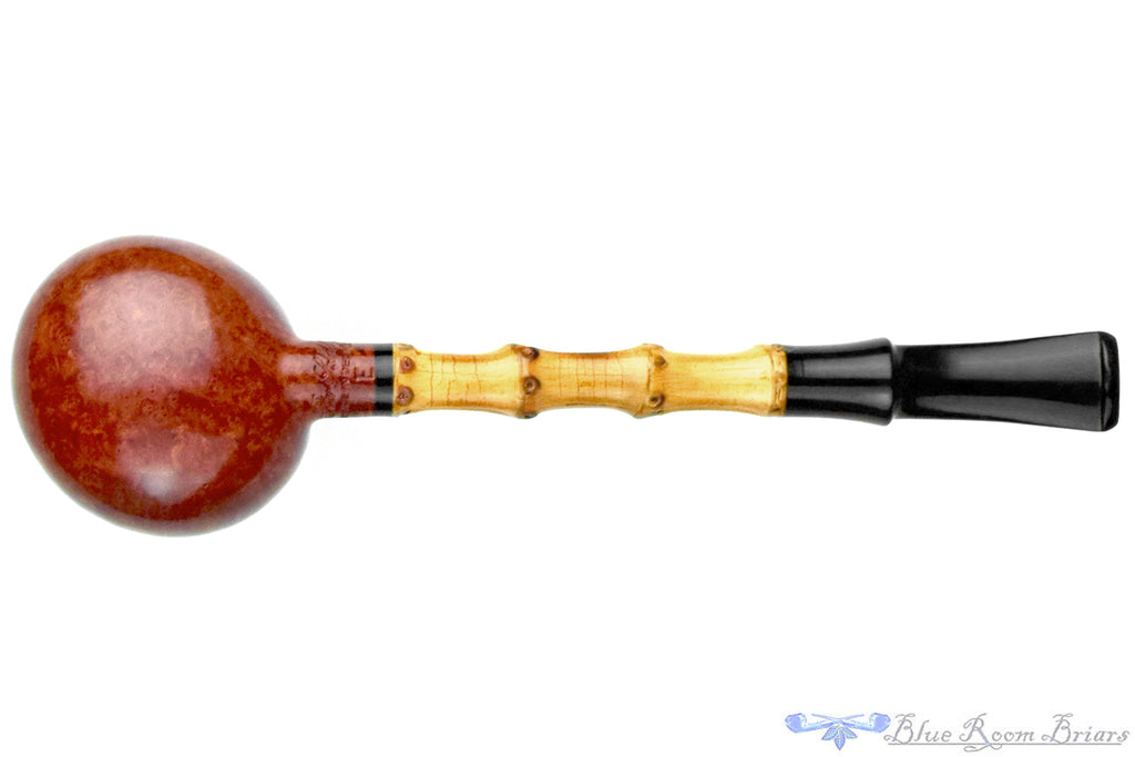 Blue Room Briars is proud to present this Peter Stokkebye (Jørgen Larsen) Bent Asymmetric Egg with Bamboo Estate Pipe