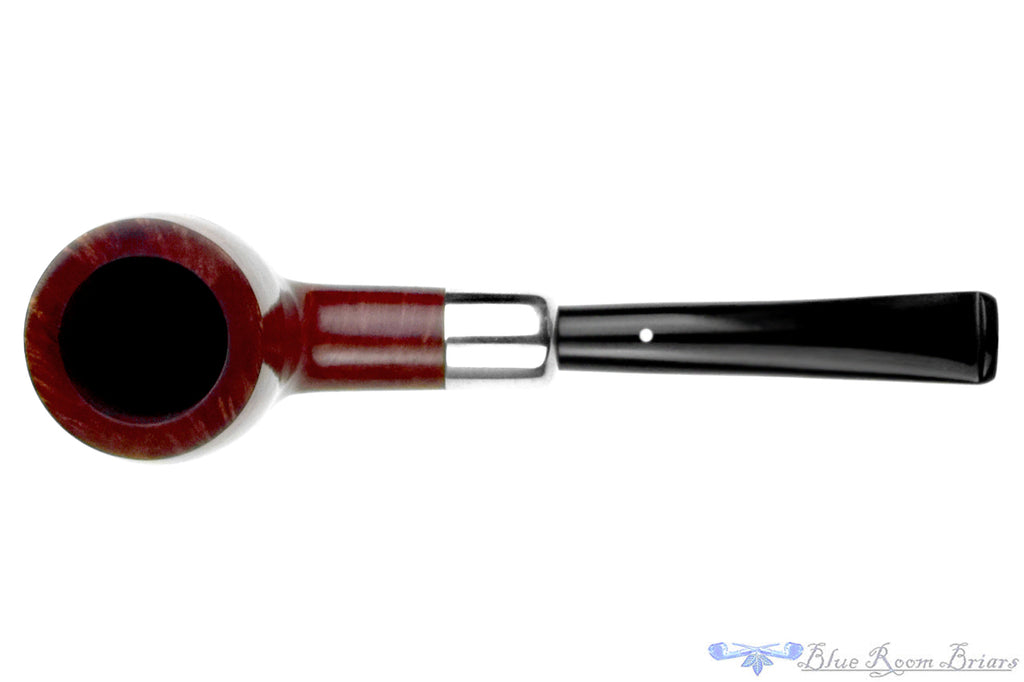 Blue Room Briars is proud to present this Dunhill Bruyere 31031 (1981 Make) Billiard with Silver and Military Mount Estate Pipe
