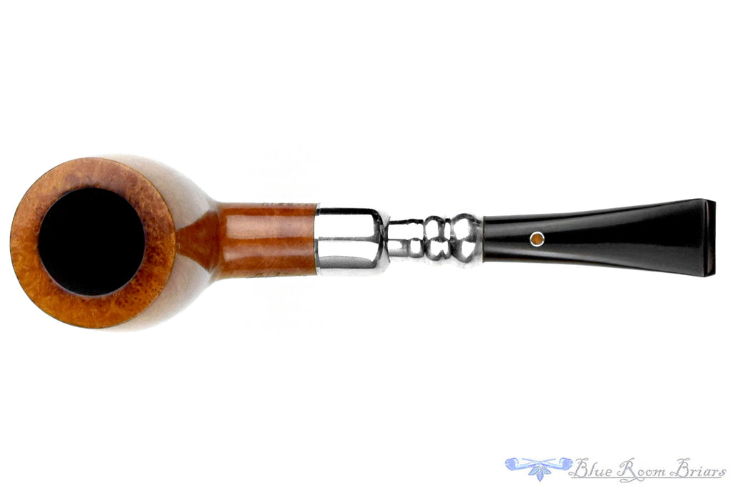 Blue Room Briars is proud to present this Ashton Sovereign XXX (1989 Make) Billiard with Silver Spigot Estate Pipe