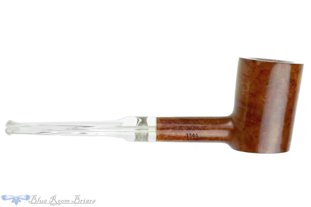 Blue Room Briars is proud to present this GBD Century 1344 Poker Sitter with Perspex Estate Pipe