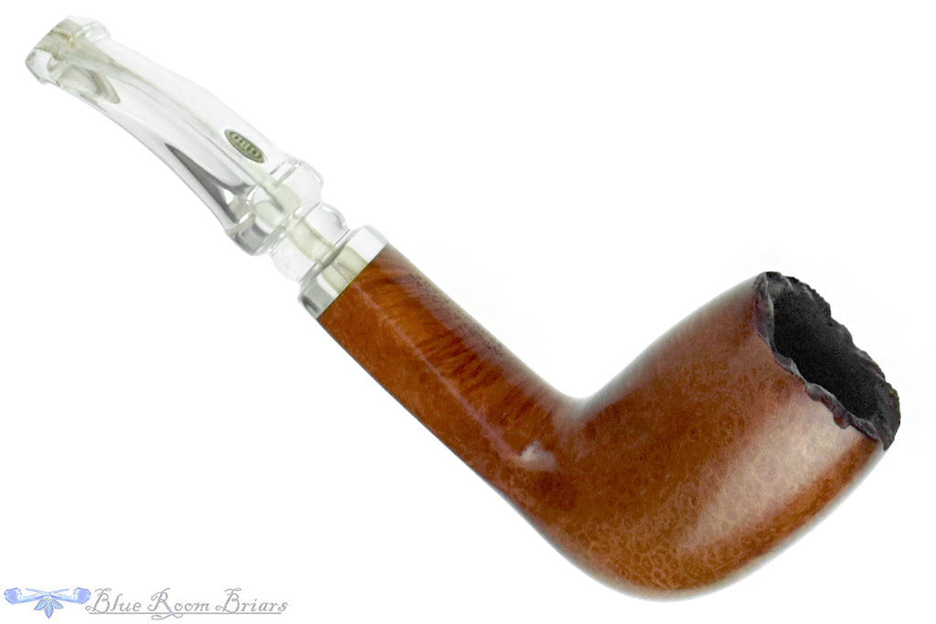 Blue Room Briars is proud to present this GBD International 9648 (Post Cadogan) Billiard with Perspex Estate Pipe