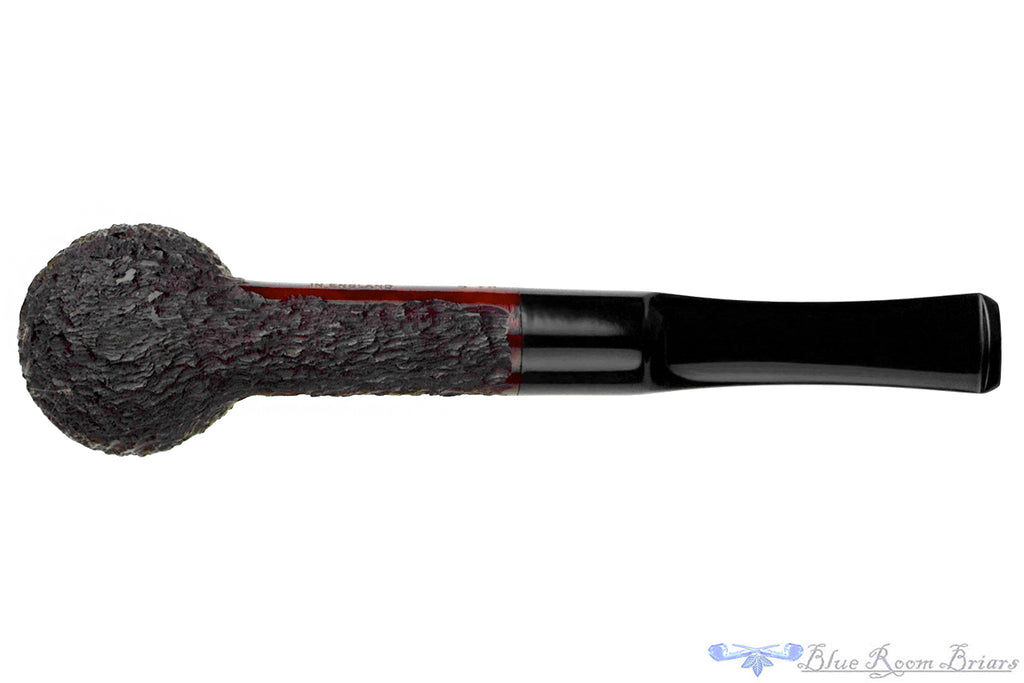 Blue Room Briars is proud to present this James Upshall Handmade Carved Billiard Estate Pipe