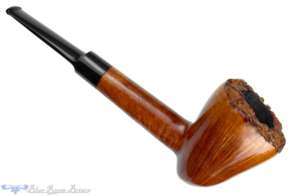 Blue Room Briars is proud to present this Special Collection (Ben Wade) Large Freehand with Plateau Estate Pipe
