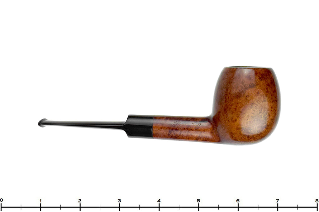 Blue Room Briars is proud to present this Comoy's Extraordinaire 130 Apple Sitter Estate Pipe