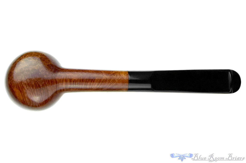 Blue Room Briars is proud to present this Peterson DeLuxe 608S Pot with P-Lip Estate Pipe
