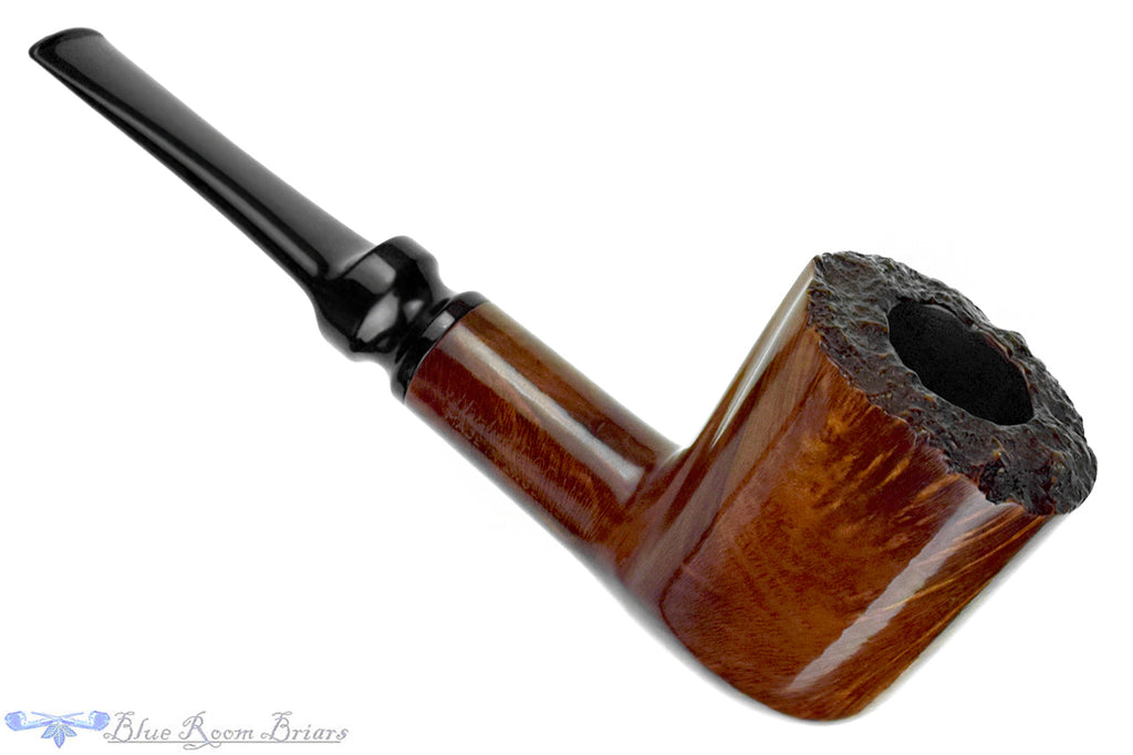 Blue Room Briars is proud to present this English Straight Grain Panel Billiard Estate Pipe