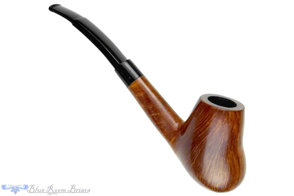 Blue Room Briars is proud to present this Charatan Executive Bent Freehand Estate Pipe