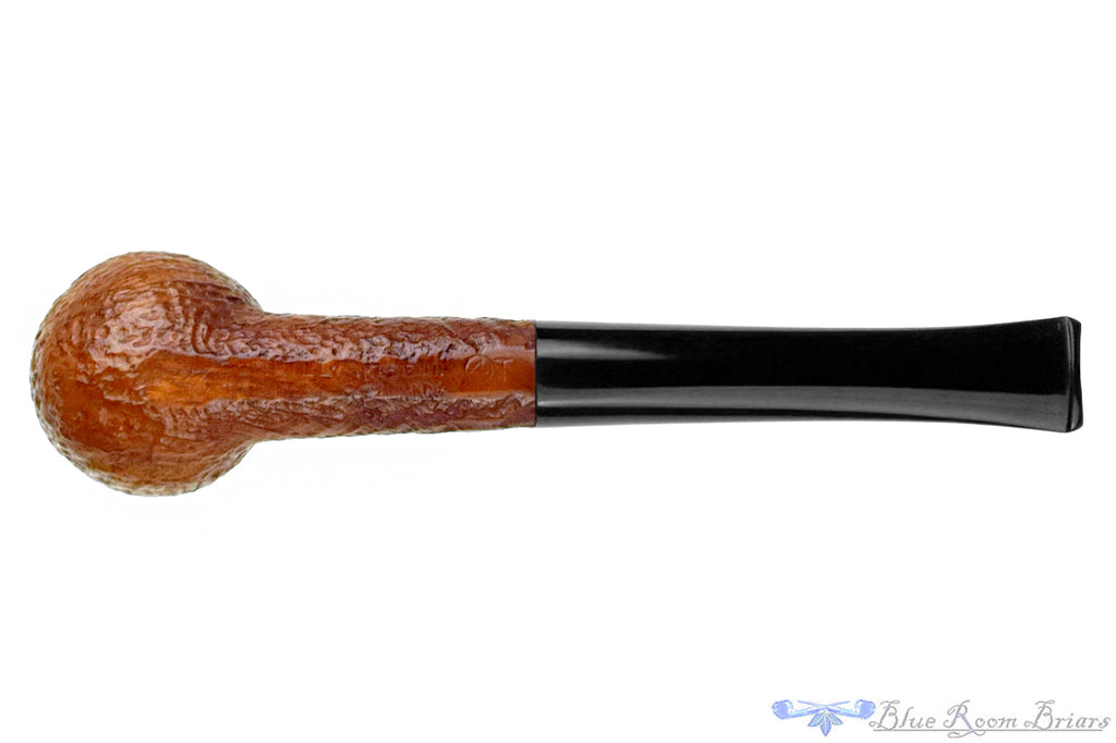 Blue Room Briars is proud to present this Dunhill Tanshell (1954 Make) 252 Sandblast Billiard Sitter Estate Pipe