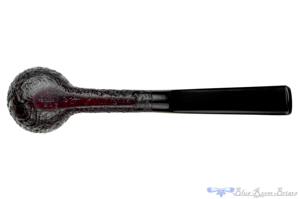Blue Room Briars is proud to present this  Barling Ye Olde Wood L Fossil 223 Sandblast Pot Sitter Estate Pipe