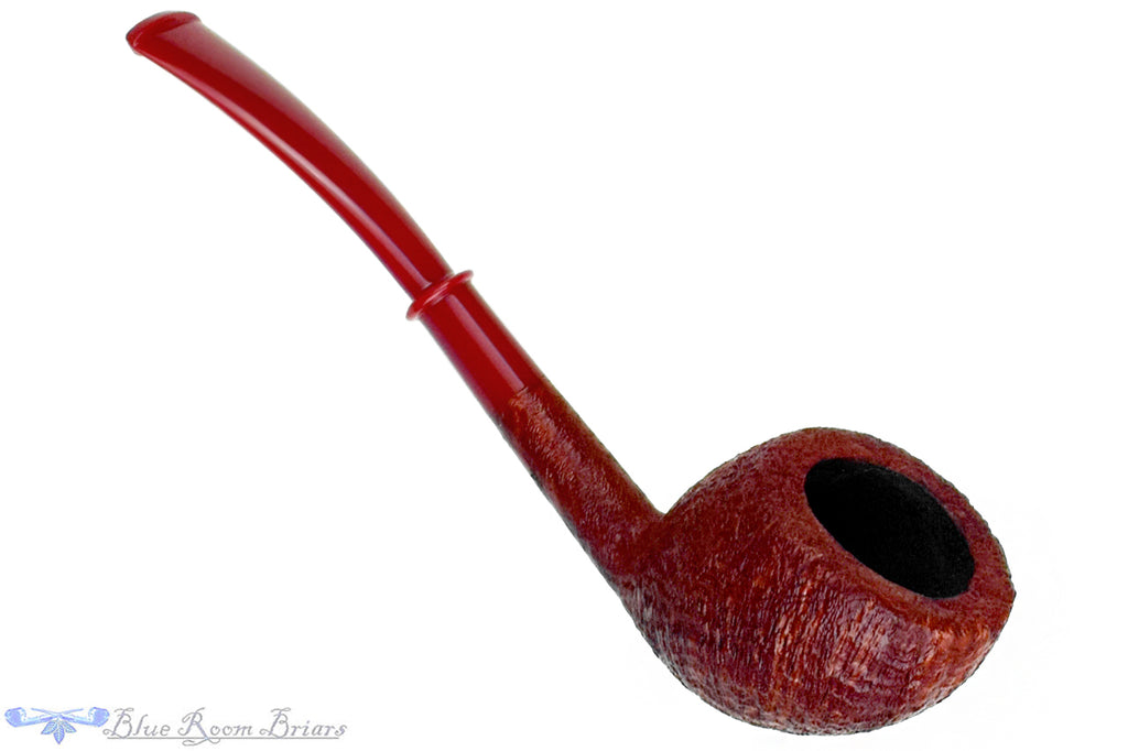 Blue Room Briars is proud to present this Joe Hinkle Pipe 26 E 4 Bent Sandblast Scoop with Resin Stem