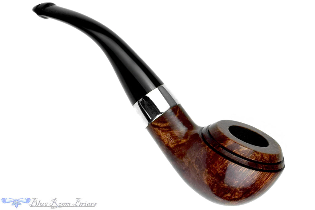 Blue Room Briars is proud to present this Peterson Aran 999 Bent Rhodesian with Nickel and P-Lip UNSMOKED Estate Pipe