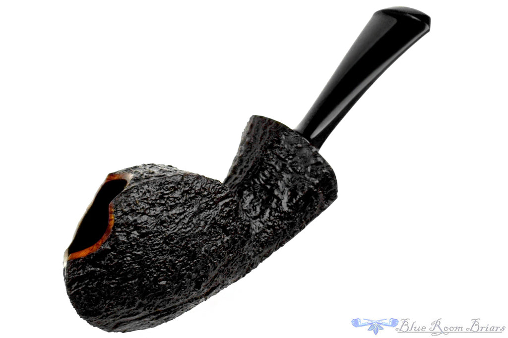 Blue Room Briars is proud to present this David Huber Pipe Compact Samegawara Fugu Blowfish
