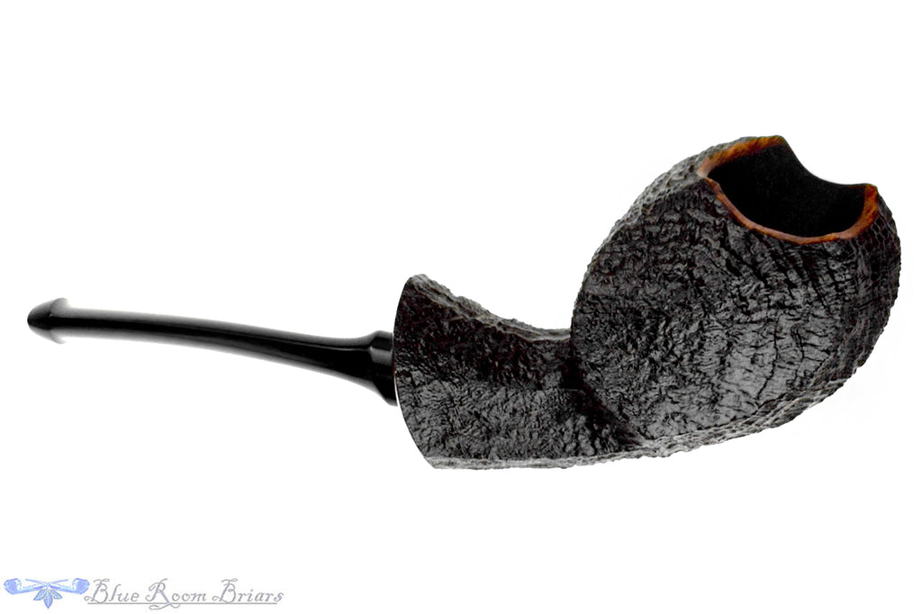 Blue Room Briars is proud to present this David Huber Pipe Compact Samegawara Fugu Blowfish