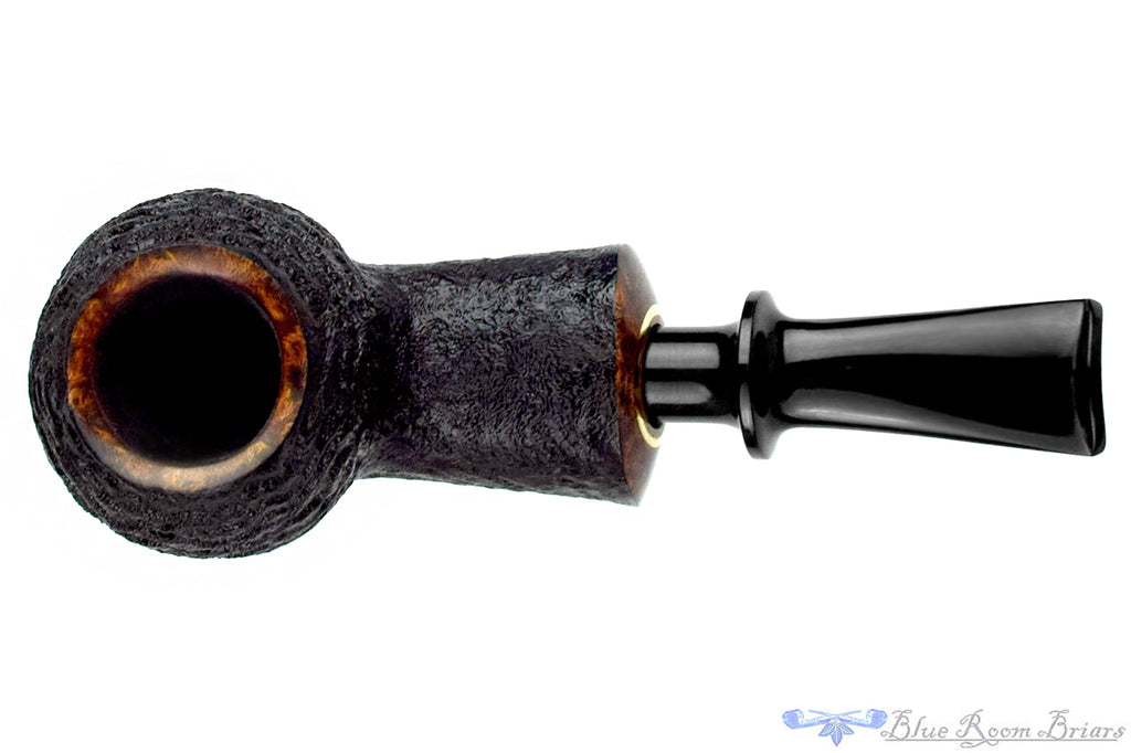 Blue Room Briars is proud to present this Dirk Heinemann Pipe Bent Sandblast Tomato with Teardrop Shank